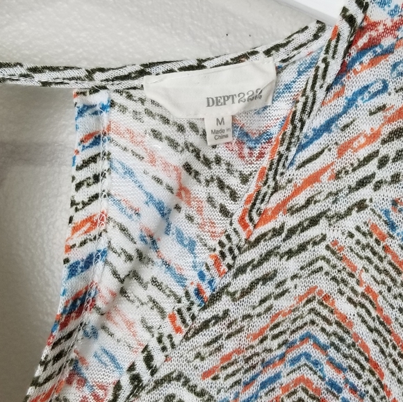 Dept. 222 colorful sleeveless top size M - Picture 2 of 4